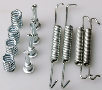 DENCKERMANN DECB160104 Tartozék készlet fékpofához, rugókészlet