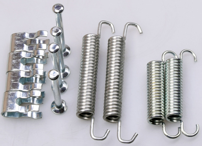 DENCKERMANN DECB160124 Tartozék készlet fékpofához, rugókészlet